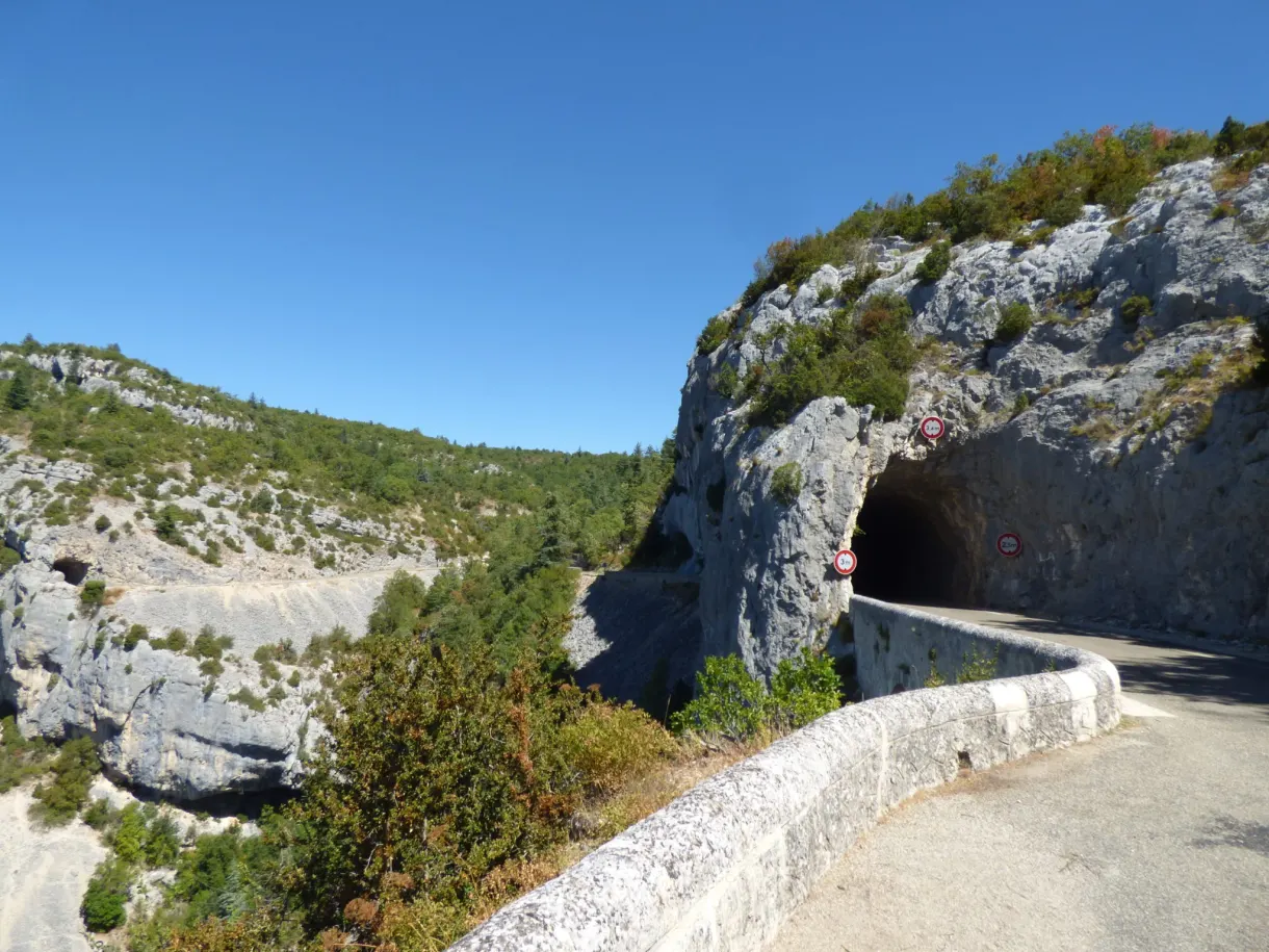 Corniche road and tunnel cut into the cliff of the gorges