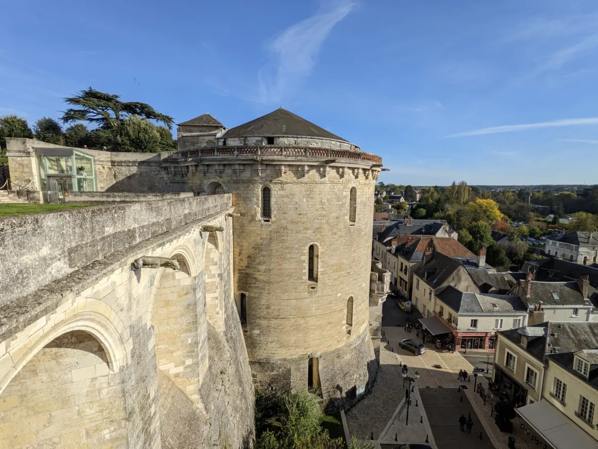 Large round tower with a horseman's ramp overlooking the roofs