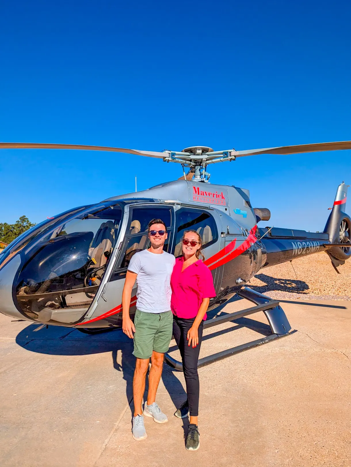 Vol en hélicoptère au-dessus du Grand Canyon aux États-Unis en couple