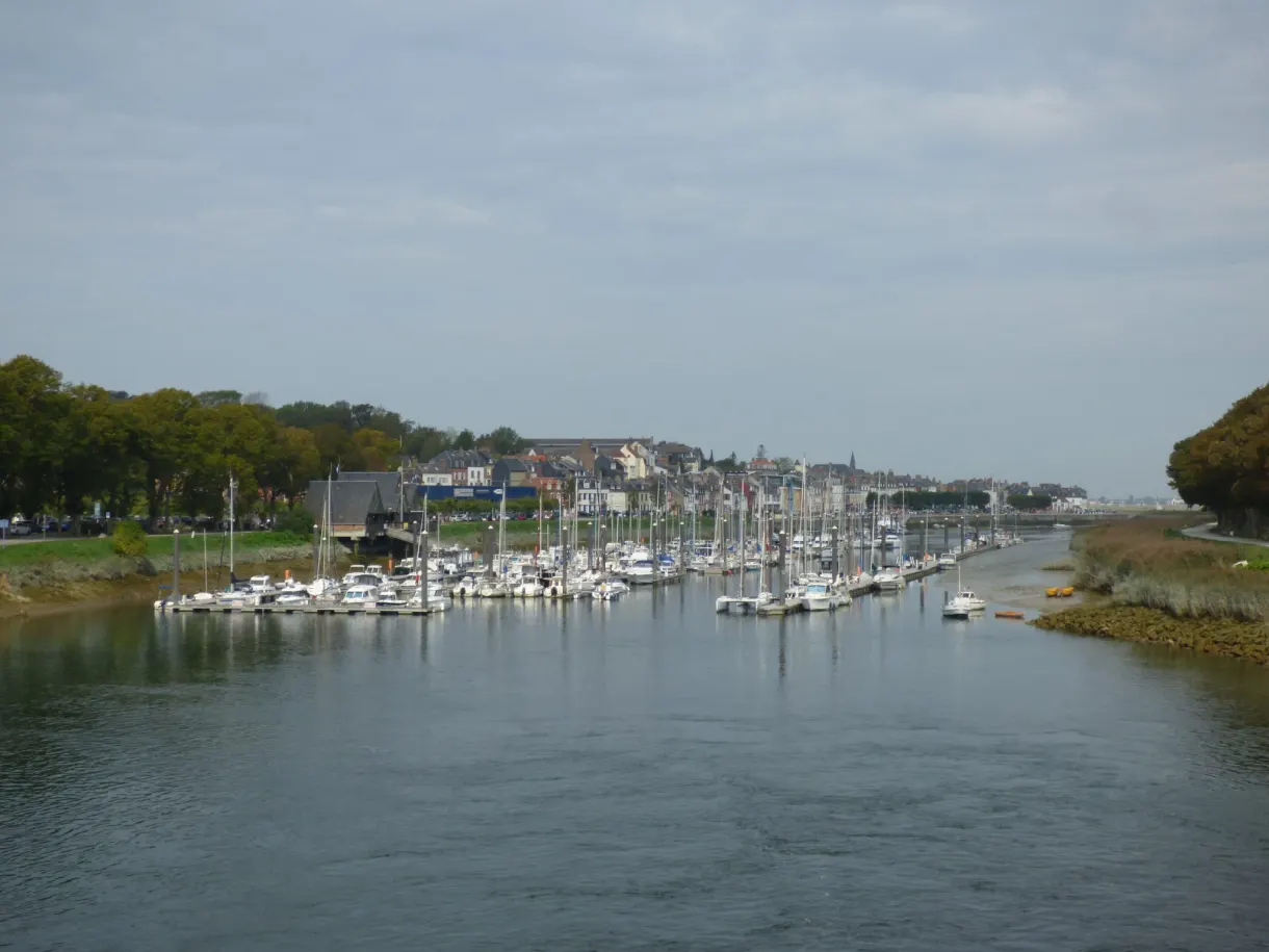 Marina of Saint-Valéry backed by the houses of the town