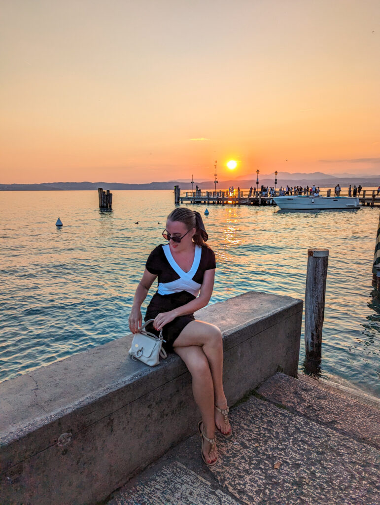 sirmione lac de garde coucher de soleil  port